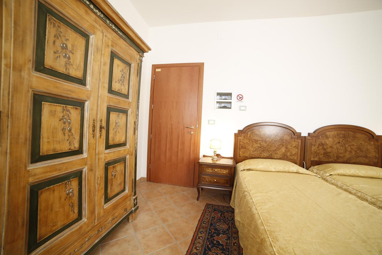 Luna Hotel
