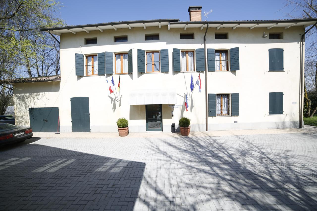Hotel Luna 3*
