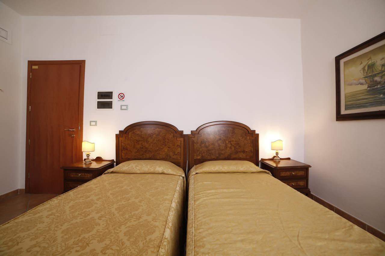 Hotel Luna